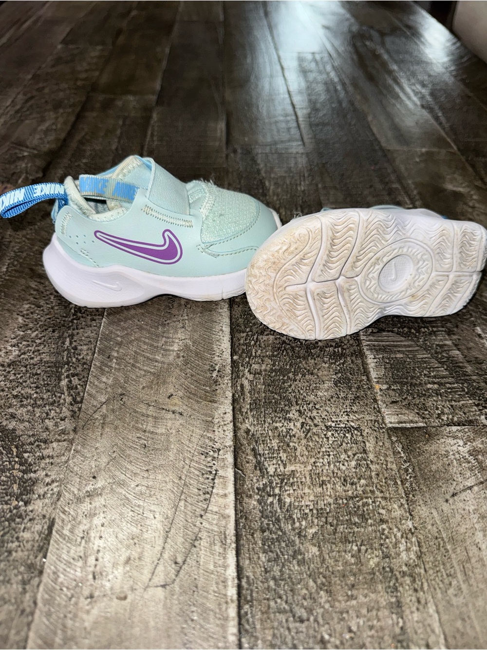 Nike Kids Light Blue Sneakers with Purple Swoosh - Picture 3 of 3
